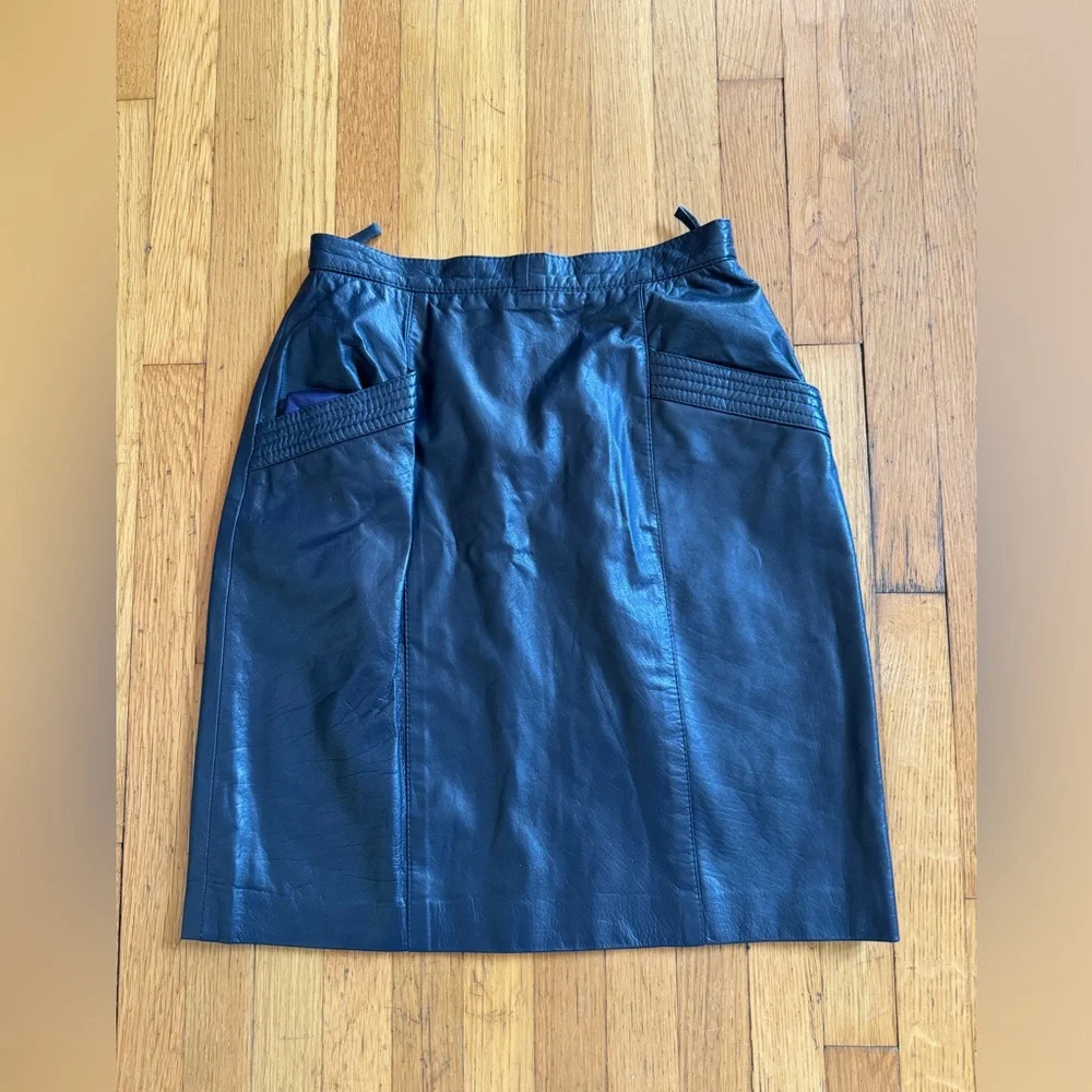 70s-80s Vintage Navy Blue Pierre Cardin Leather Skirt - Picture 2 of 11